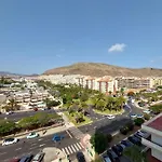 מלון דירות Comodoro- Ravel 3*