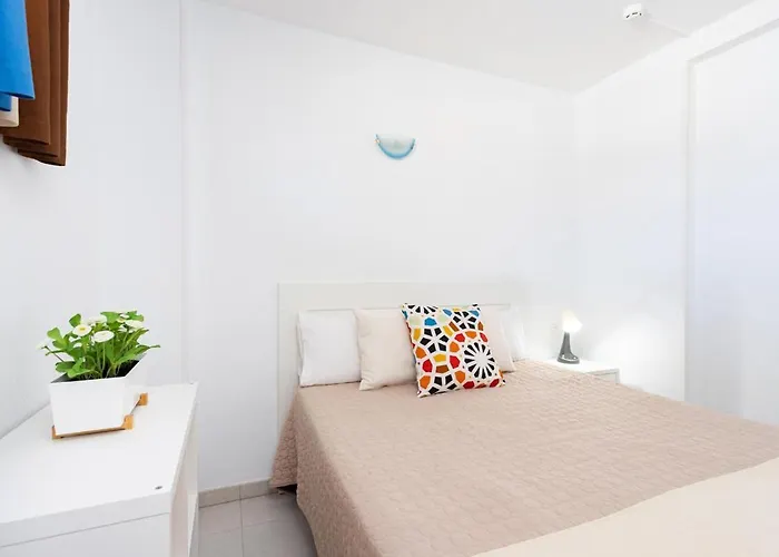 Comodoro- Ravel Hotel apartamentowy Los Cristianos (Tenerife)