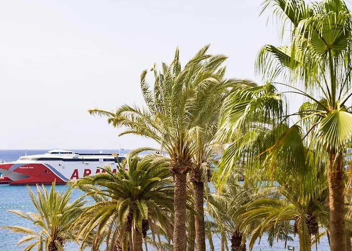 Hotel apartamentowy Comodoro- Ravel