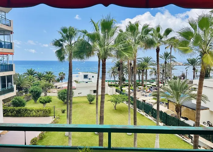 Hotel apartamentowy Comodoro- Ravel Los Cristianos (Tenerife)