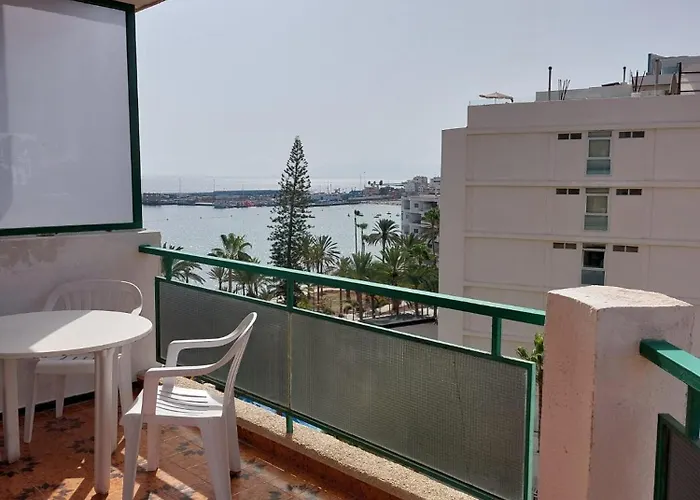 Hotel apartamentowy Comodoro- Ravel