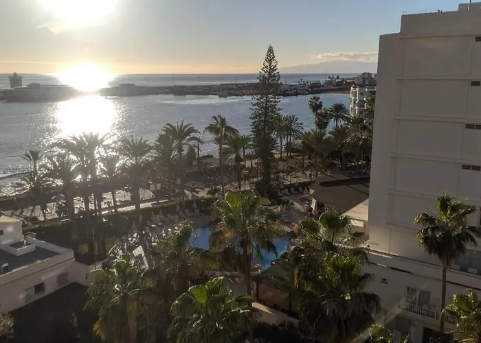 Comodoro- Ravel Hotel apartamentowy 3*