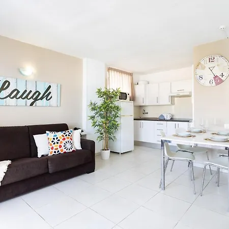 Comodoro- Ravel Lägenhetshotell