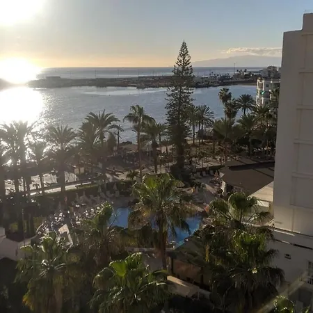 Comodoro- Ravel Lägenhetshotell 3*